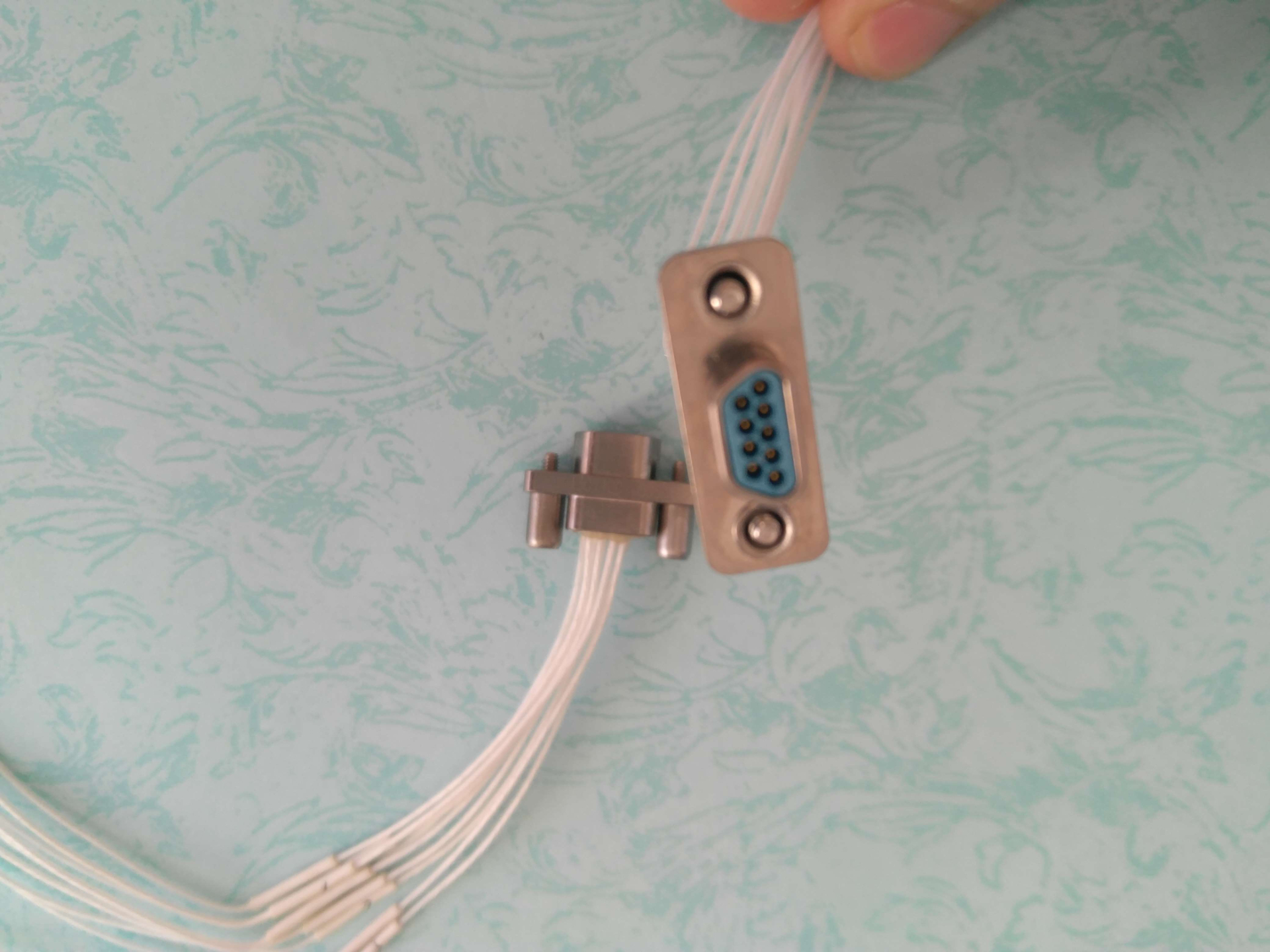 J30J-9TJS矩形连接器